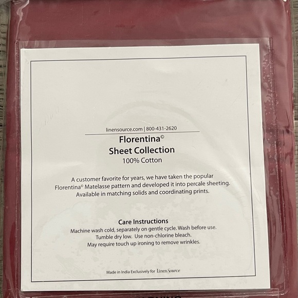 Queen size Burgundy pillowcases - Picture 2 of 2